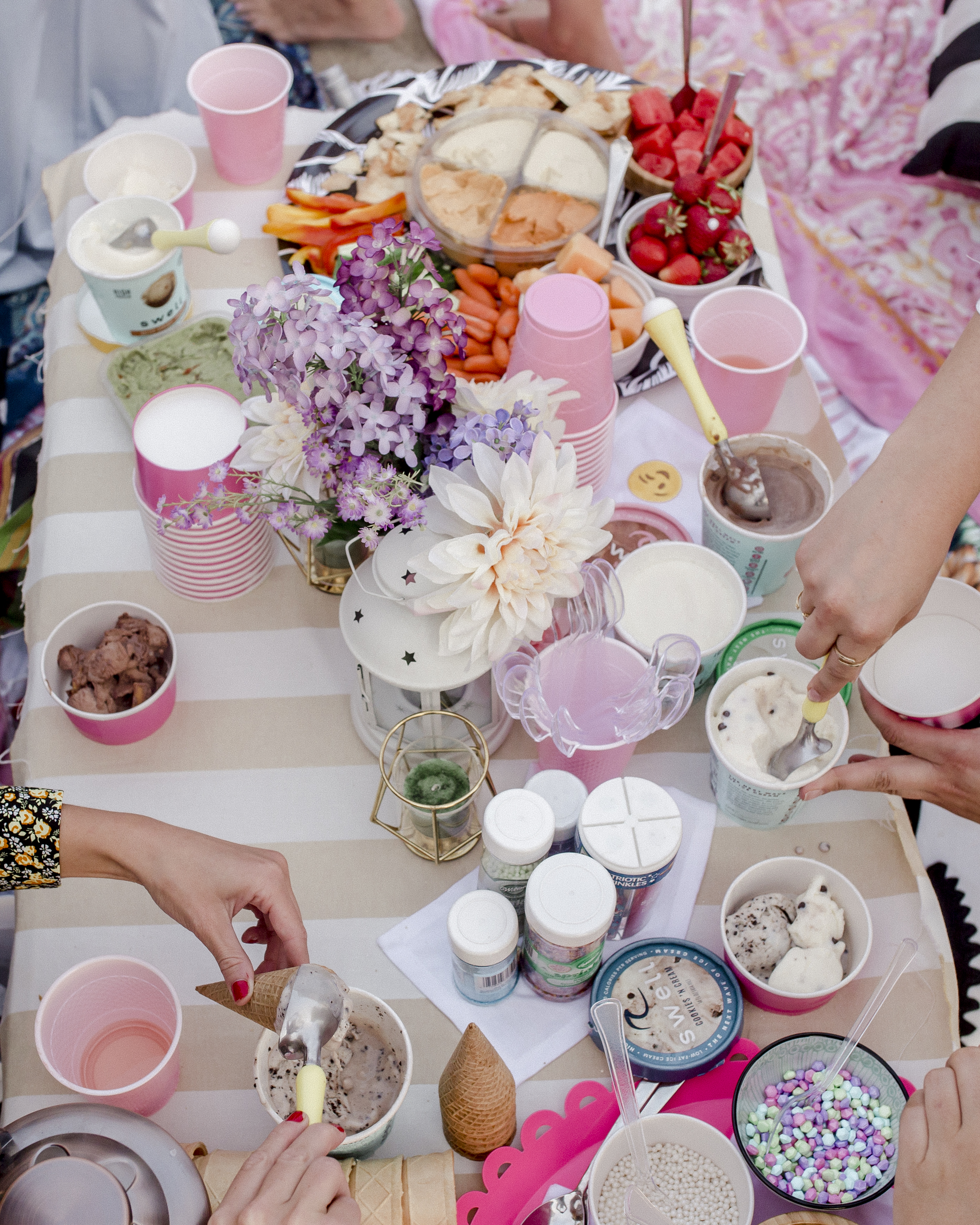 how to throw an ice cream beach party | fittybritttty.com